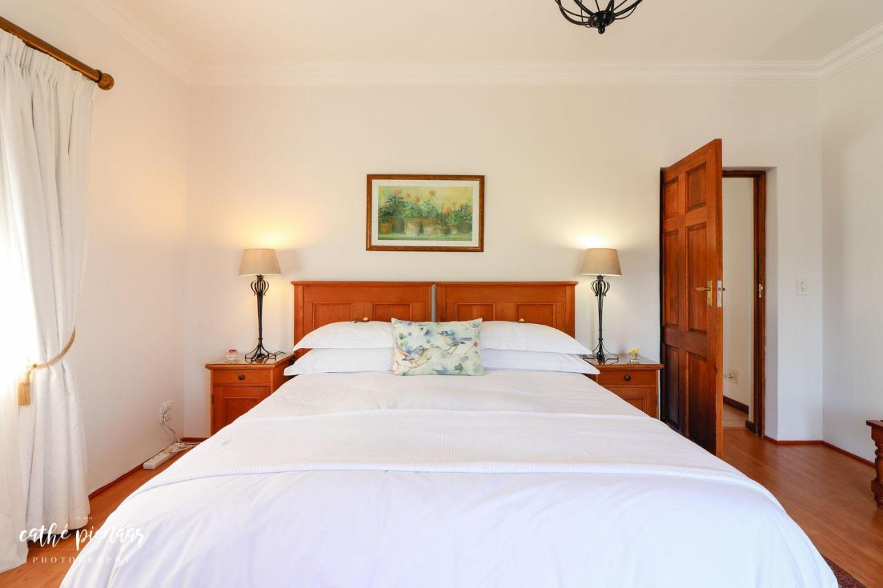 A Tuscan Villa Guest House Fish Hoek Exterior foto