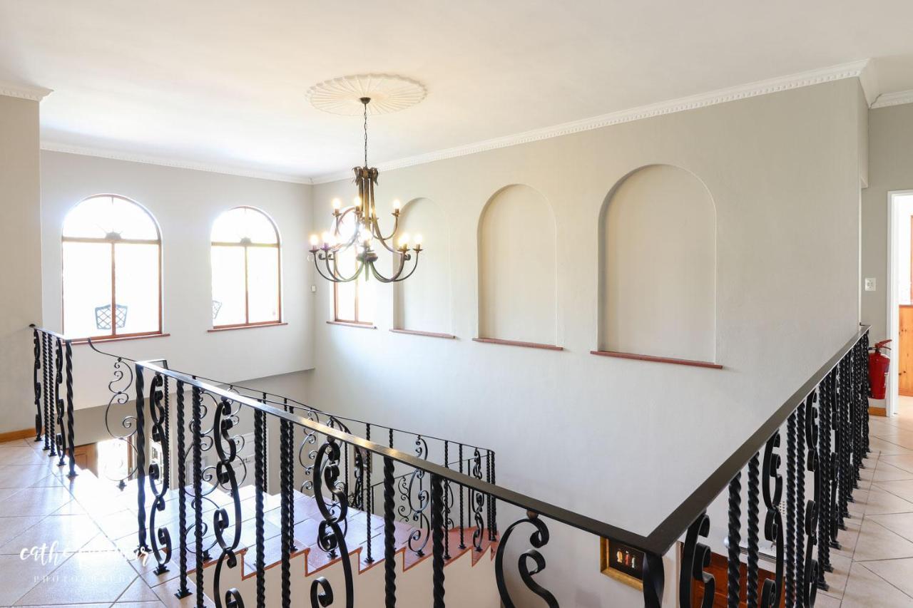 A Tuscan Villa Guest House Fish Hoek Exterior foto