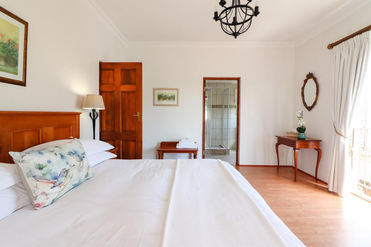 A Tuscan Villa Guest House Fish Hoek Exterior foto