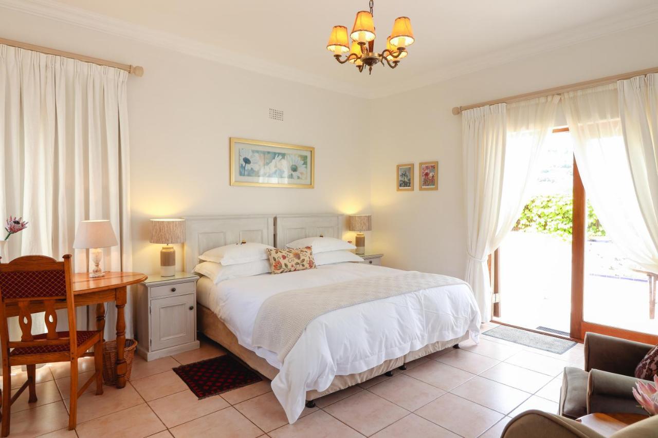 A Tuscan Villa Guest House Fish Hoek Exterior foto